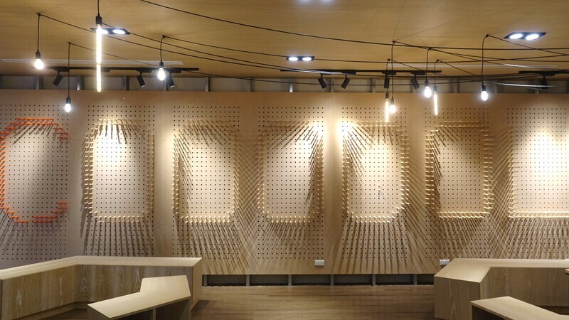 Autonomously curated exhibition on pain of growing upImage(Open new window)